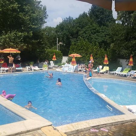 Privates, Schoenes Und Grosses Appartement In Goldstrand Esterno foto
