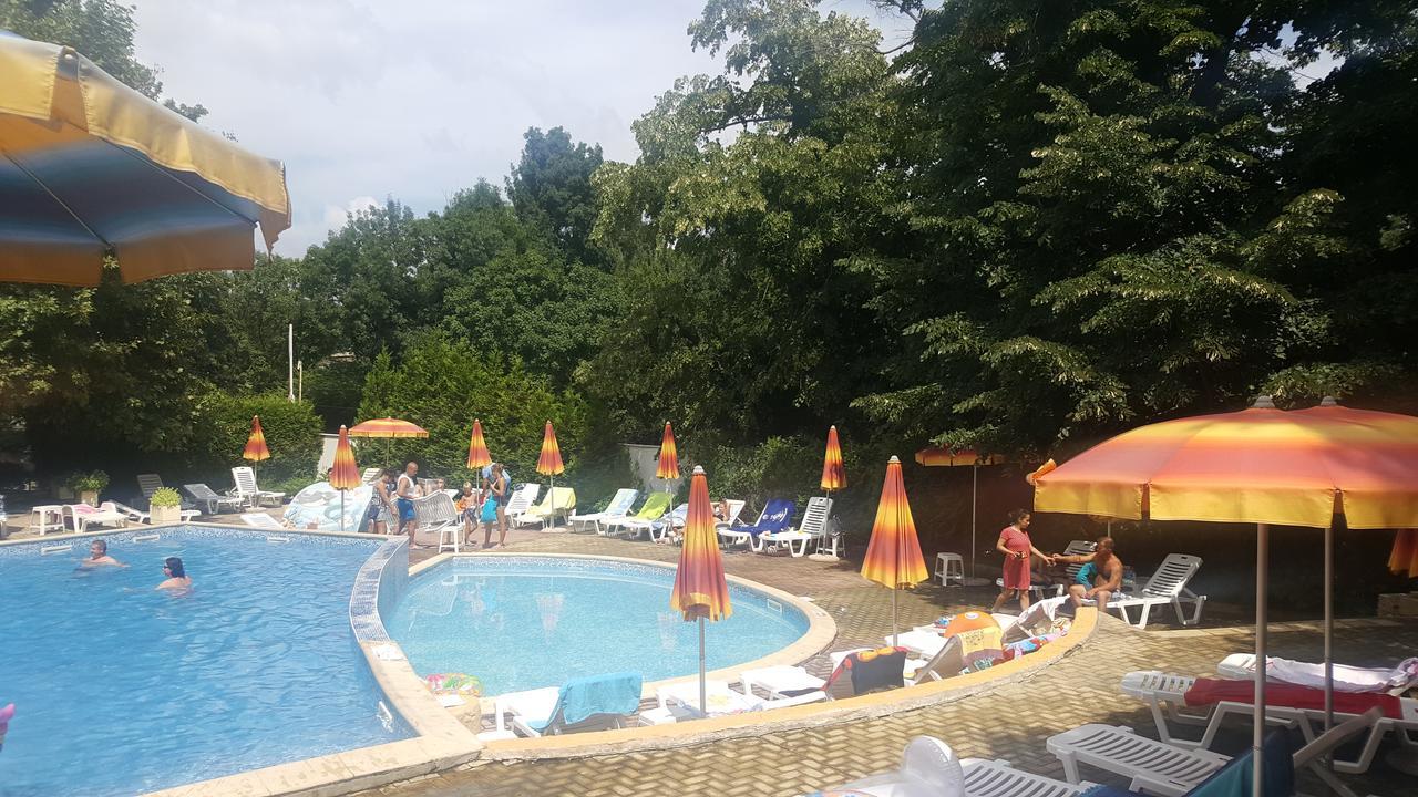 Privates, Schoenes Und Grosses Appartement In Goldstrand Esterno foto